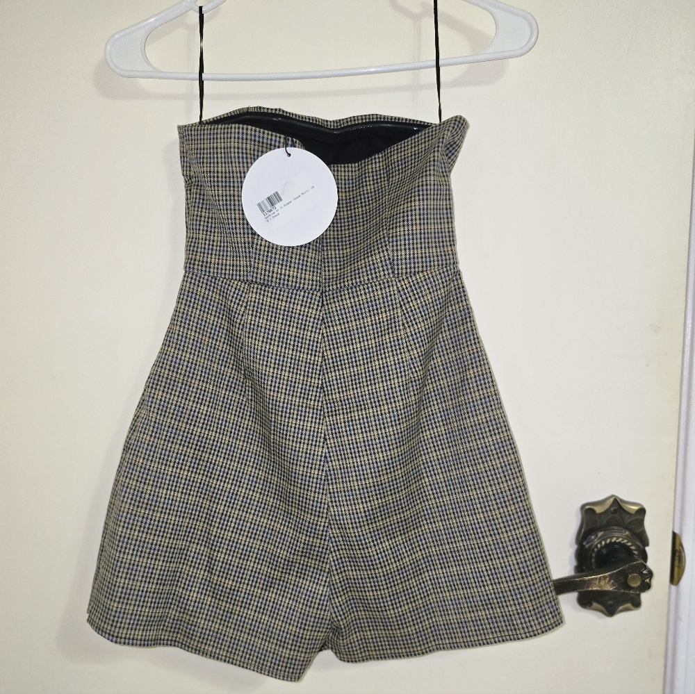 NWT Princess Polly Working On It Romper Size: 0 - Picture 7 of 11